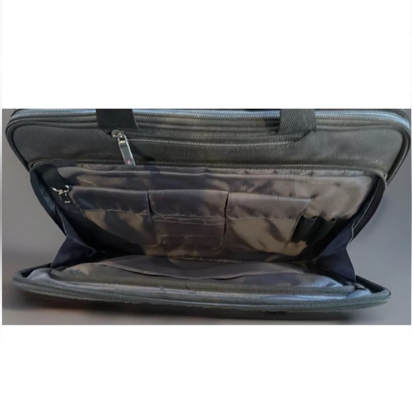 Sleek Gray Briefcase with Adjustable Strap and Durable Fabric - Picture 3 of 11